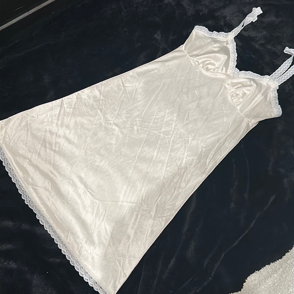 Small ladies slip dress nightgown